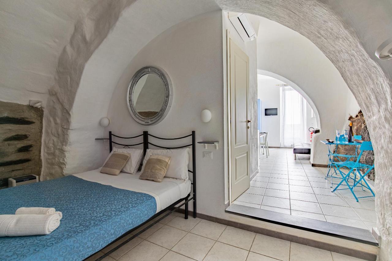 Pepita Apartment , Big Window To The Sea マナローラ エクステリア 写真
